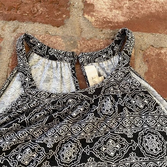 Loft Medium sleeveless black and white top - Picture 4 of 14